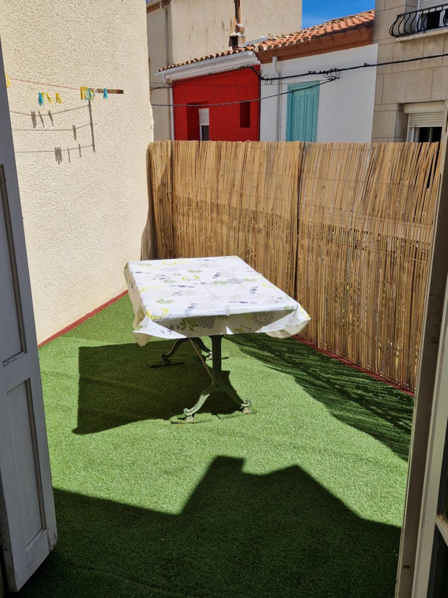 Appartement Avec Terrasse Saint Laurent De La Salanque Экстерьер фото